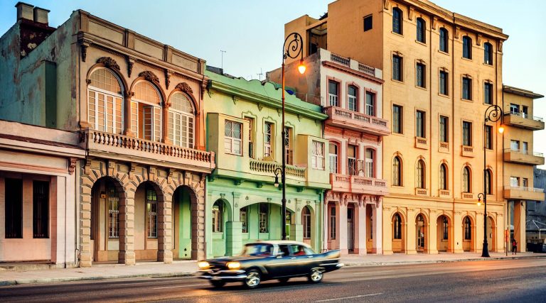 Oferta speciala de la Air France: bilet avion Bucuresti - Havana