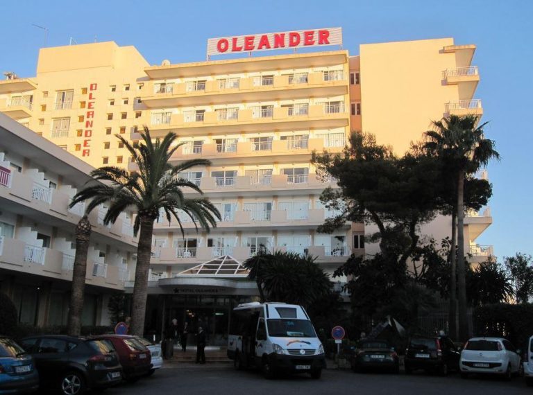 Oleander Hotel 3*