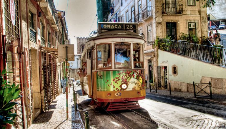 Portugalia, parfumata ca vinul de Porto - senior voyage