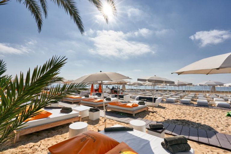 Ushuaia Ibiza Beach Hotel - Club & Tower 5* (adults only)