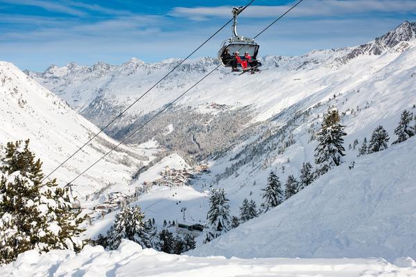 La ski in Austria - Alpen-Wellness Resort Hochfirst 5* by Perfect Tour