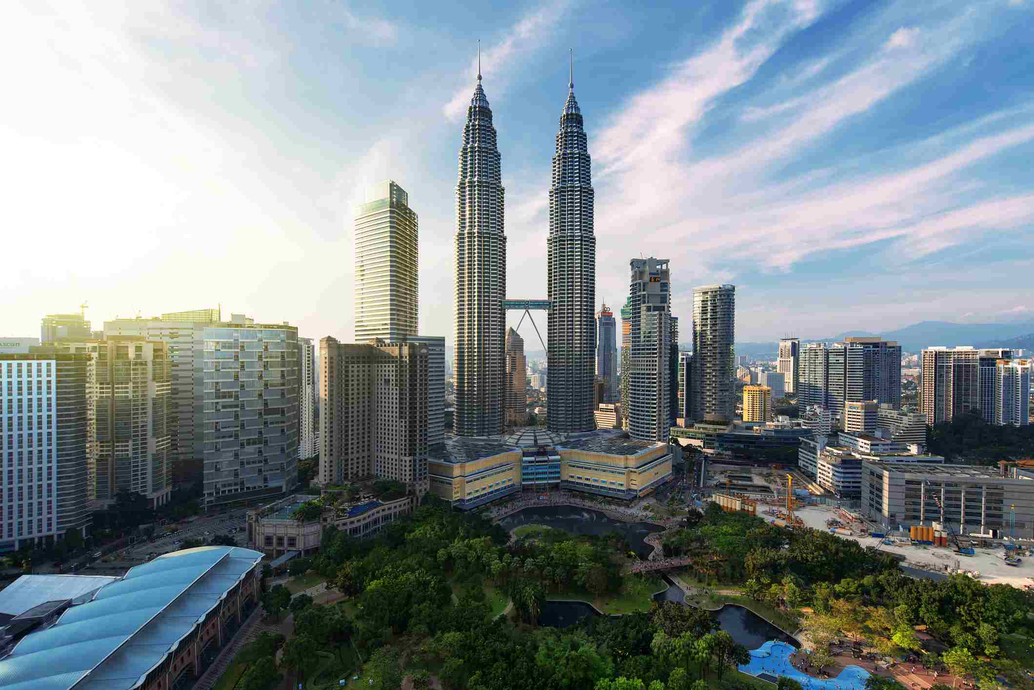 Oferta aniversara de la Air France: bilet avion Bucuresti - Kuala Lumpur by Perfect Tour