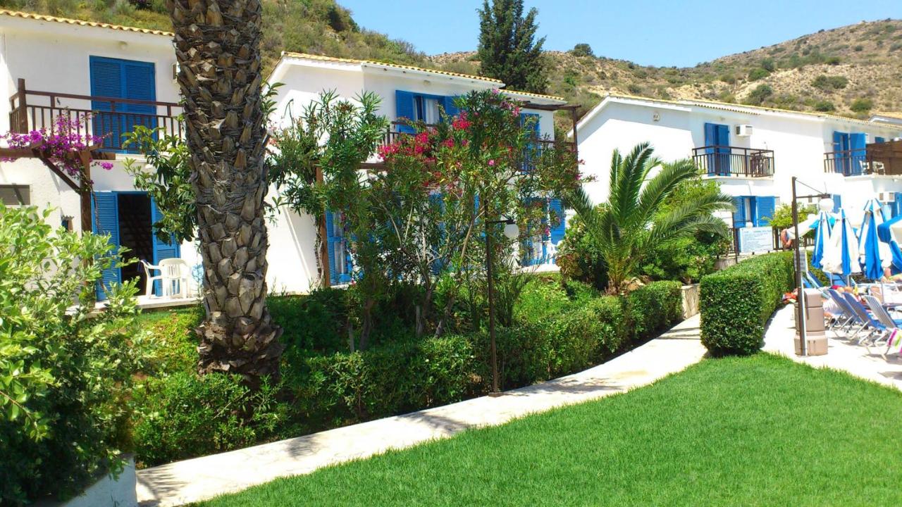 Sarbatori pascale in Cipru - Hylatio Tourist Village 3* by Perfect Tour