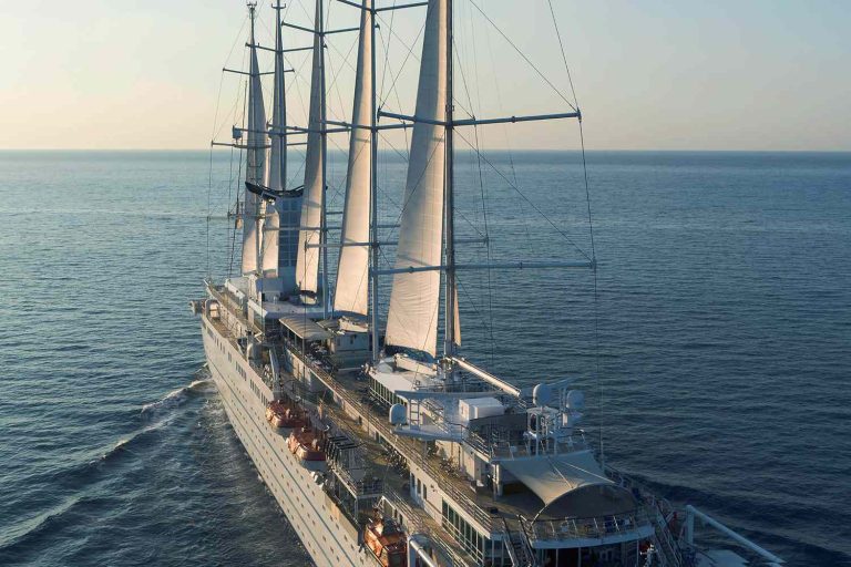 Revelion tropical - croaziera 7 nopti la bordul yachtului Club Med2