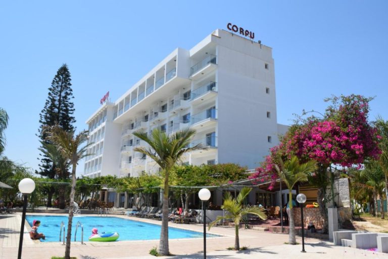 Corfu Hotel 3* - last minute