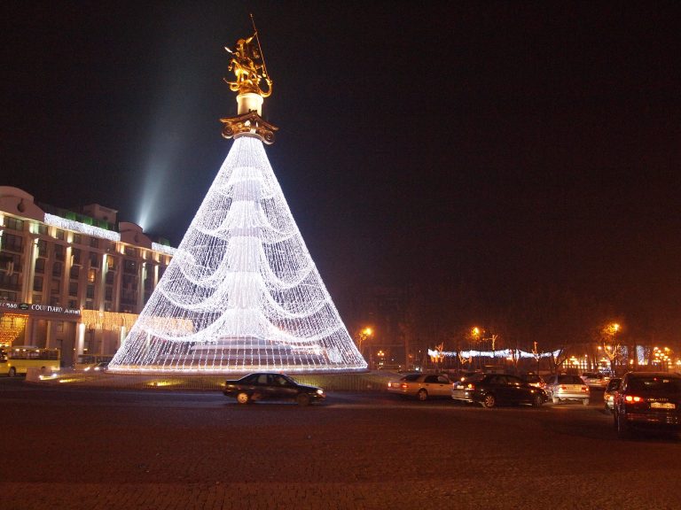 Piața de Crăciun din Georgia & sejur schi în Munții Caucaz (sejur individual, 6 zile/ 5 nopți)