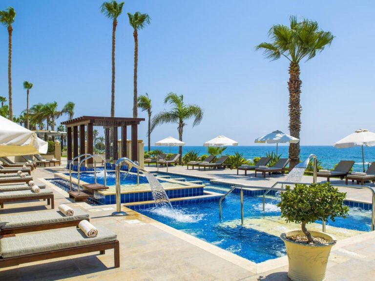 Alexander The Great Beach Hotel 4*